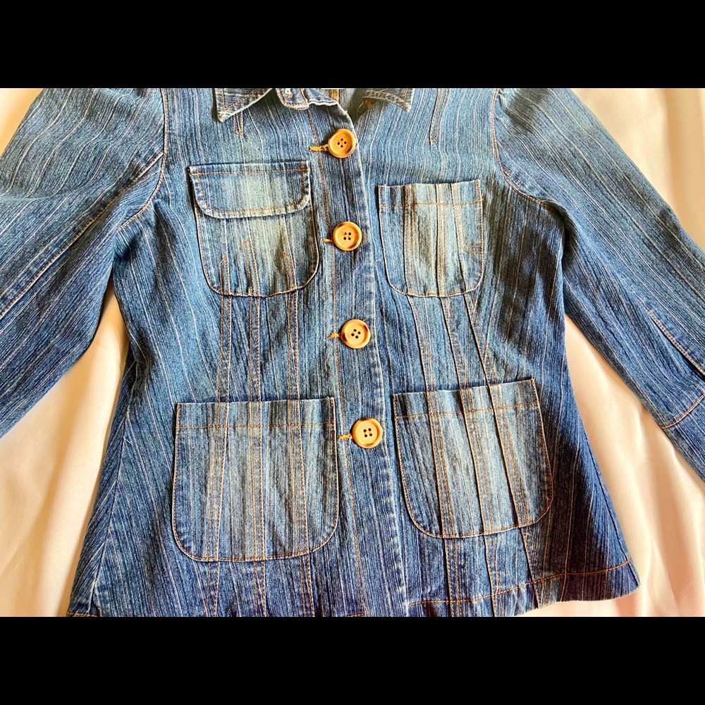 Jean jacket - Picture 3 of 15
